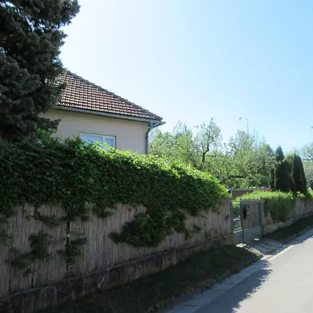 Privatunterkunft Brezko Garden House Liptovský Mikuláš