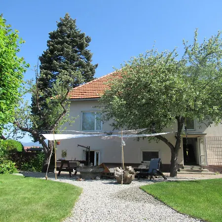 Brezko Garden House *